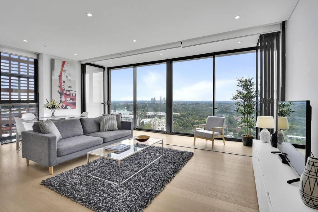 Amazing Two Bedroom St Leonards Atc62010 Apartment Sydney