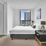 Amazing Two Bedroom St Leonards Atc62010